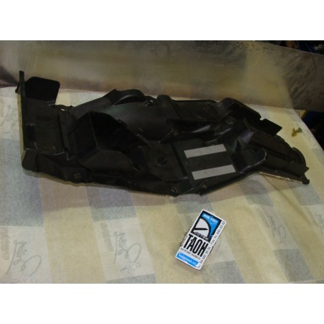 Guardabarros bateria Suzuki GSR 600 2008