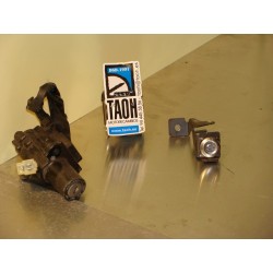 Contacto Honda Varadero 125 con cerradura de asiento 