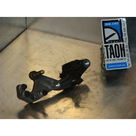 Soporte pinza delantera izquierda Honda CBF 600 S 2005