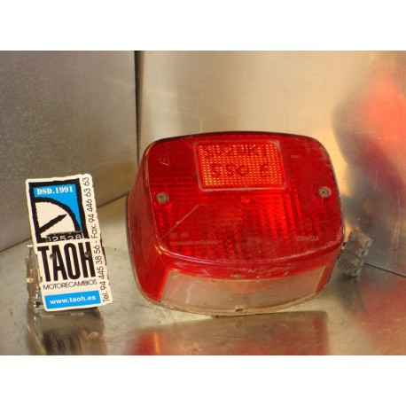 Piloto trasero Suzuki GSX 550 E