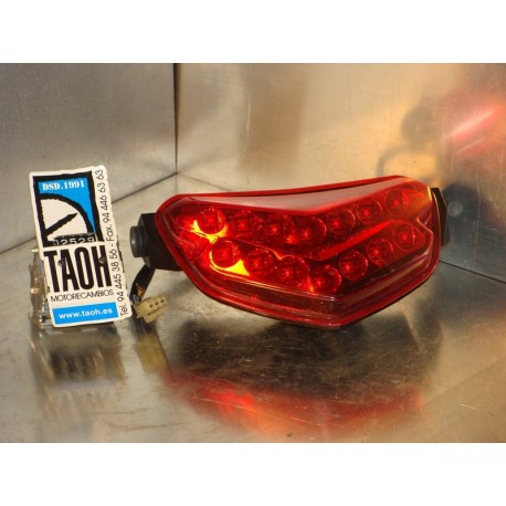 Piloto trasero Suzuki GSX-R 600 2004