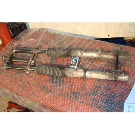 Horquilla con tijas Honda Dominator NX 650 1989