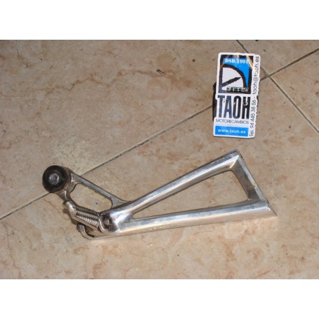 Reposapie trasero derecho Yamaha YZF-R6 2005