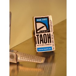 Reposapie trasero izquierdo Suzuki GSF Bandit 600