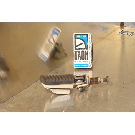 Reposapie delantero izquierdo Kawasaki Z 750 2008