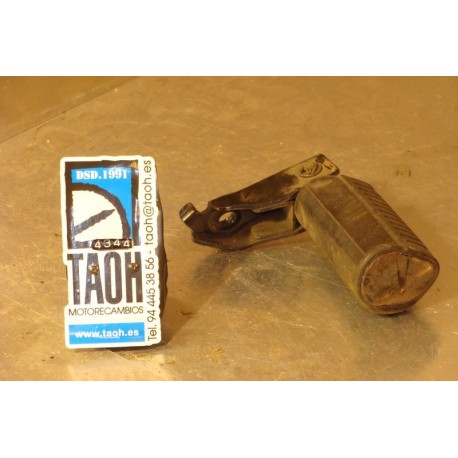 Reposapie trasero derecho Honda Rebel 250