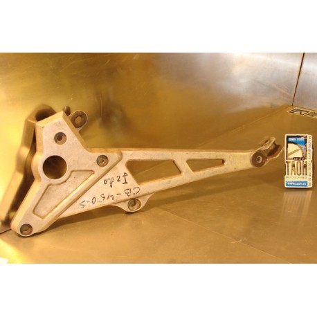Soporte reposapies izquierdo Honda CB 450 S