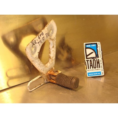 Soporte con reposapies trasero derecho Honda XL 600