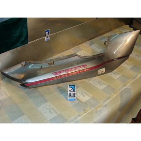 Bajo asiento derecha Suzuki RF 600