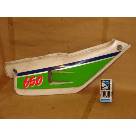Bajo asiento derecha Kawasaki KLR 650