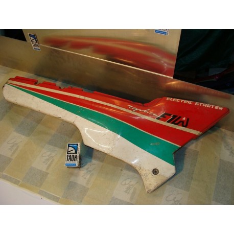 Tapa bajo asiento derecha Aprilia AF1 125