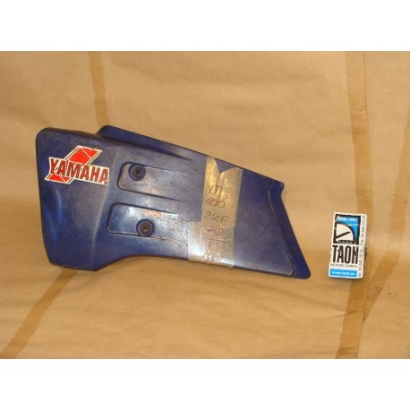 Bajo deposito izquierda Yamaha XT 600 2KF