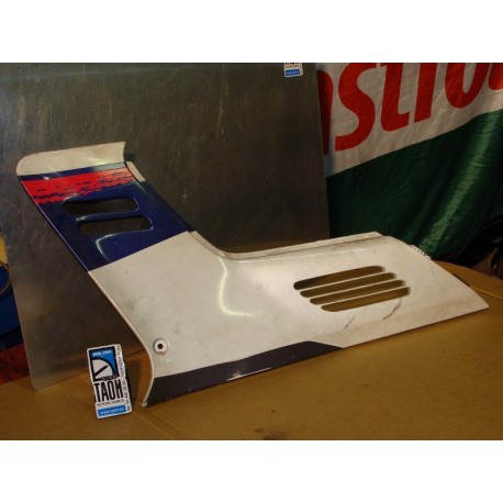 Bajo asiento izquierda Honda CBR 1000 F 1991