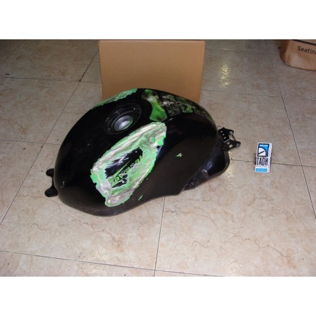 Deposito Kawasaki ZX-10 R 2005