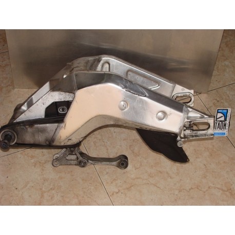 Basculante RSV 1000 Factory 06