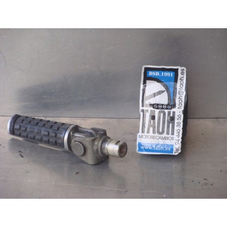 Reposapie delantero derecho Kawasaki ZX7 R 1997