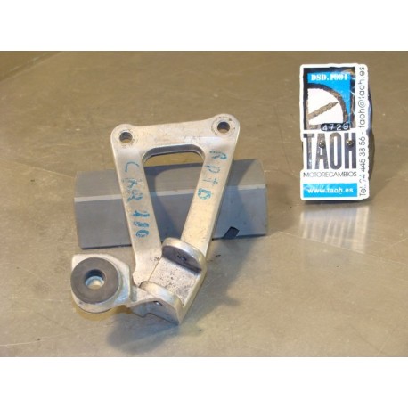 Soporte reposapies trasero derecho Kawasaki ZXR 750 1991-2001