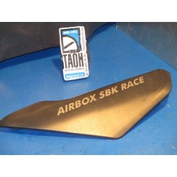 Bajo deposito izquierda Suzuki GSX-R 600 2005