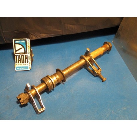 Eje trasero Kawasaki GPX 750 R