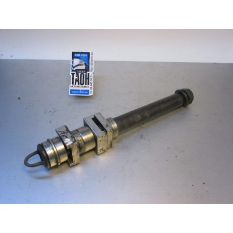 Eje trasero Yamaha YZF-R6 1999 tirador racing