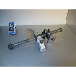 Eje trasero Suzuki SV 650 2000