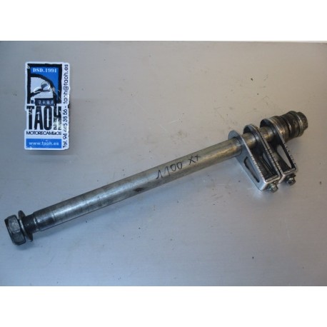 Eje trasero Honda CBR 1100 XX 