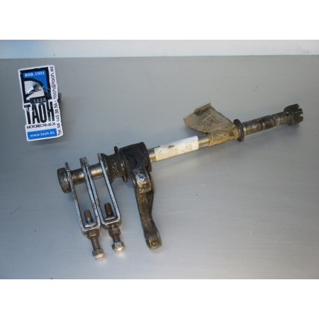 Eje trasero Suzuki GSX 550 EF