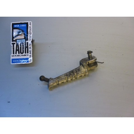 Reposapie delantero derecho Hyosung GT 250 R