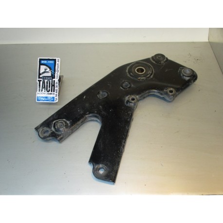 Soporte pinza / escape Suzuki Burgman 125 2005