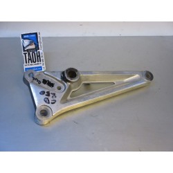 Soporte reposapies derecho Honda CB 250 Twon Fifty