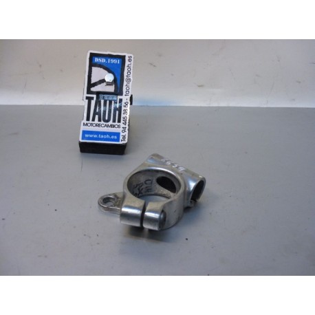 Soporte manillar derecho Kawasaki ZX6 R 1999