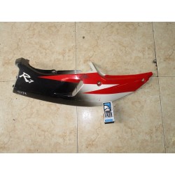 Bajo asiento derecha Yamaha YZF 750