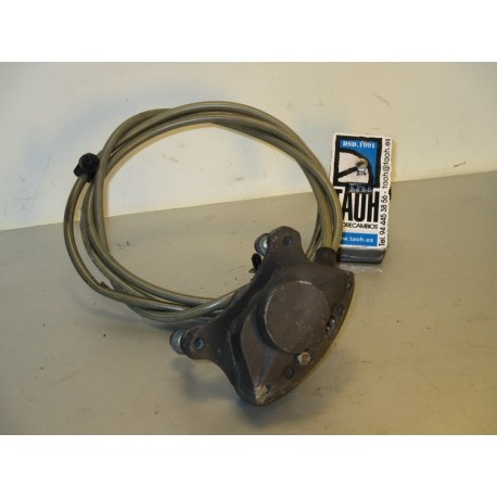 Pinza trasera Peugeot Satelis 125 con latiguillo