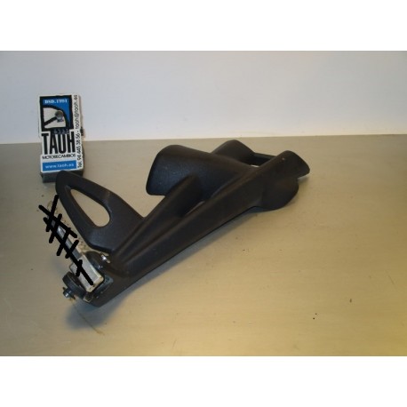 Soporte reposapies trasero derecho Triumph Street Triple 675 2011