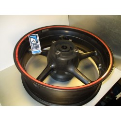 Llanta trasera Triumph Street Triple 675 2011