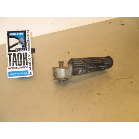 Reposapie trasero derecho Yamaha XJ Diversion 600