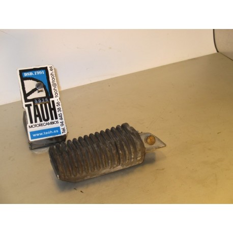 Reposapie delantero derecho BMW K 100 RS