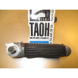 Reposapie delantero derecho Suzuki SV 650 2000