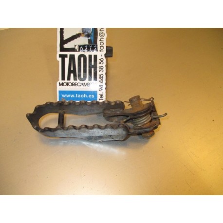 Reposapie delantero izquierdo Suzuki DR 750 Big