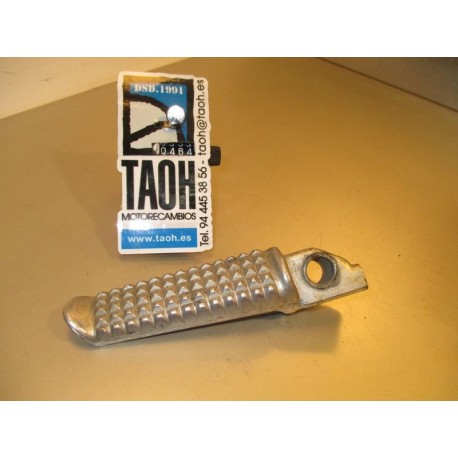 Reposapie trasero derecho Honda VFR 750 F 1988