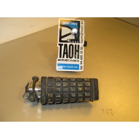 Reposapie trasero izquierdo Kawasaki GPZ 500 1991