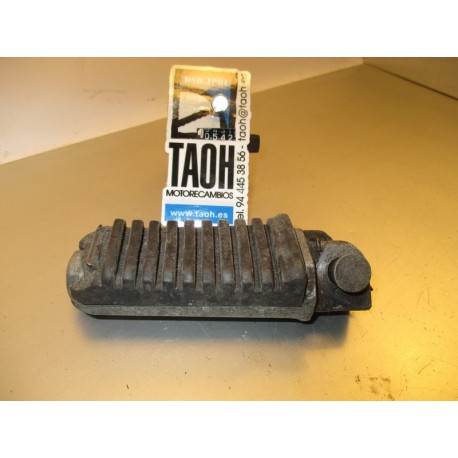 Reposapie delantero derecho Kawasaki GPZ 600 R