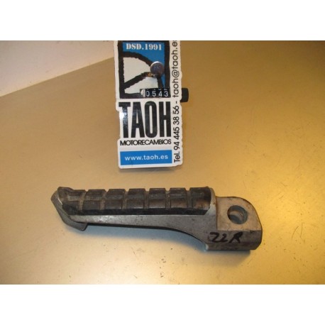 Reposapie delantero derecho Kawasaki ZZR 1100 1991