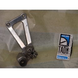 Soporte reposapie trasero derecho Kawasaki ZX7 R 1997
