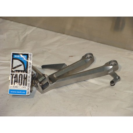 Soporte reposapie trasero derecho Honda CBR 1000 RR 2007