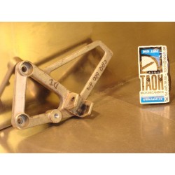 Soporte reposapie delantero izquierdo Honda CBR 600 F 1990