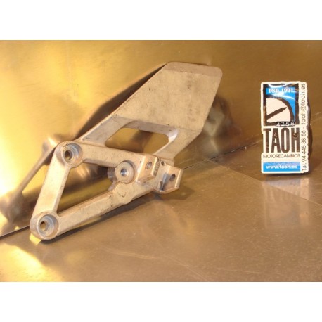 Soporte reposapie delantero izquierdo Honda CBR 600 F 1995