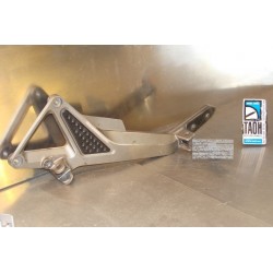 Soporte reposapies izquierdo Honda Hornet CB600F 2001
