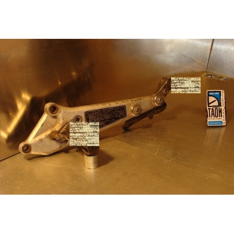 Soporte reposapie izquierdo Honda CB 900 Bol D'or