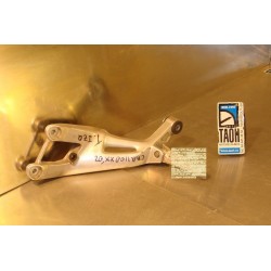 Soporte reposapie trasero izquierdo Honda CBR 1100 XX 1997-2002